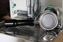 Charger l'image dans la galerie, Porte-filtre pour groupe (Faema E61 58mm)